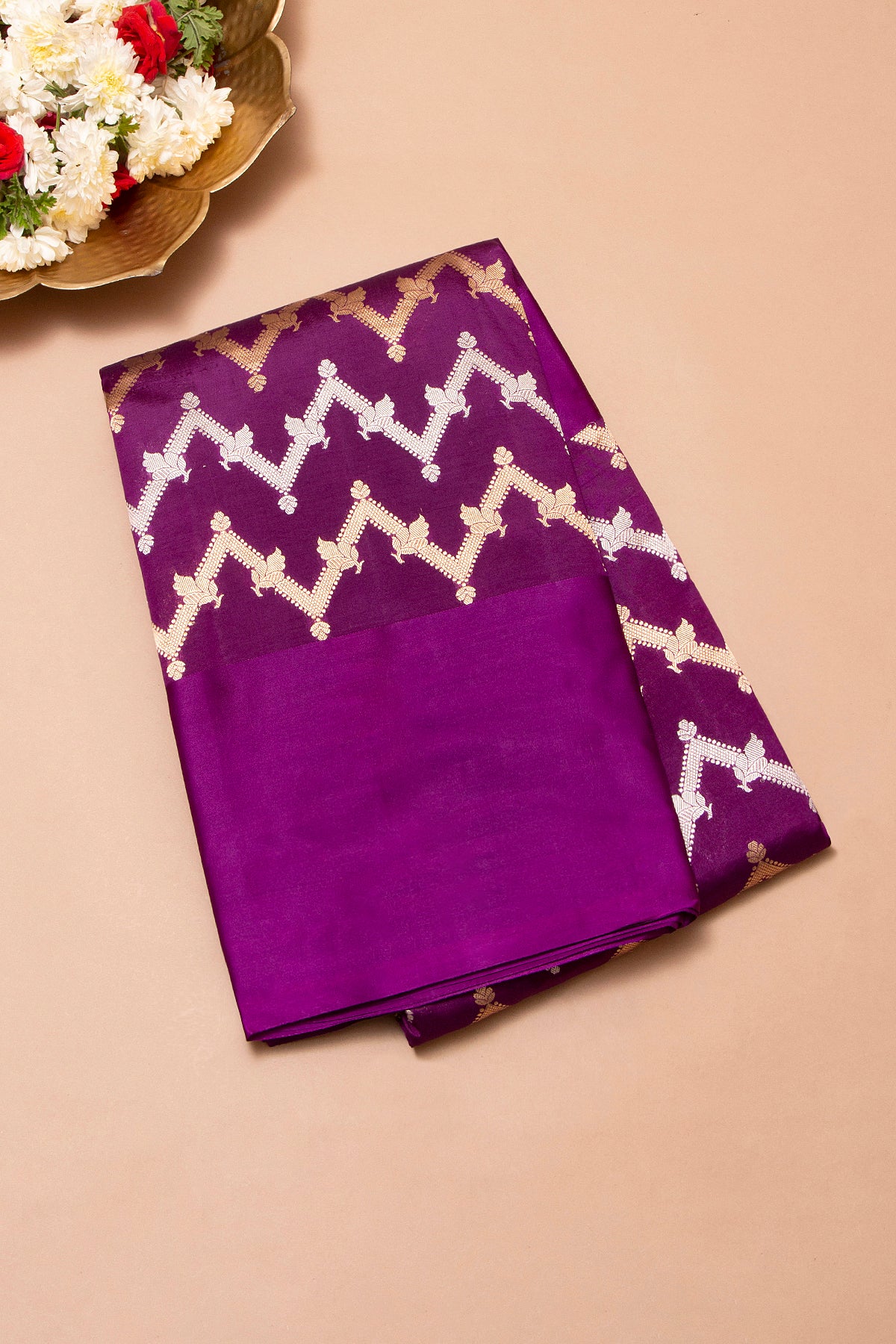 Banarasi Katan Silk Zig Zag Lines Purple Saree With Satin Border