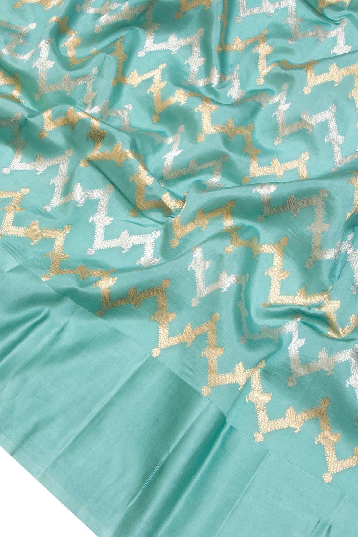 Banarasi Katan Silk Zig Zag Lines Sky Blue Saree With Satin Border