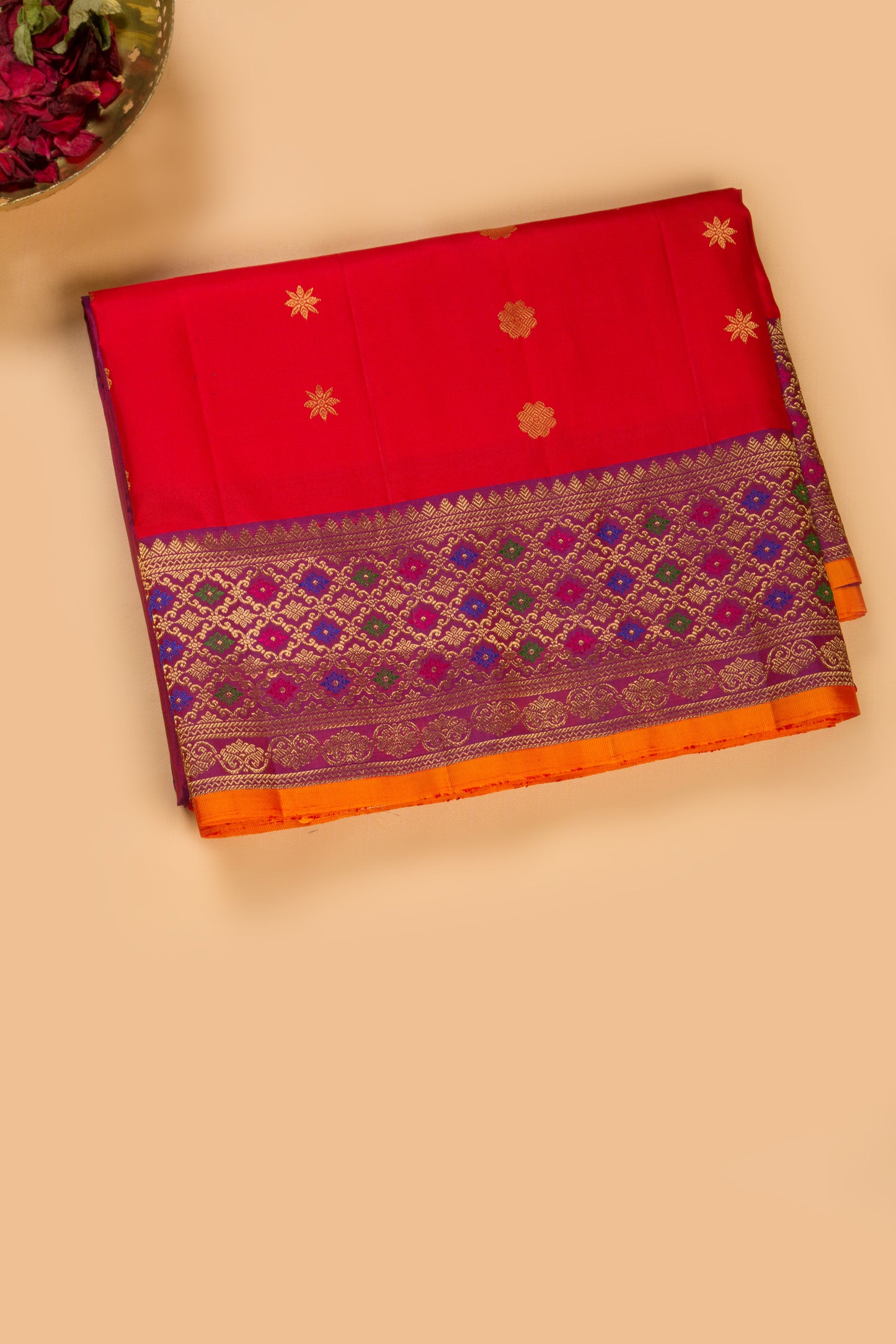 Gadwal Silk Butta Red Saree