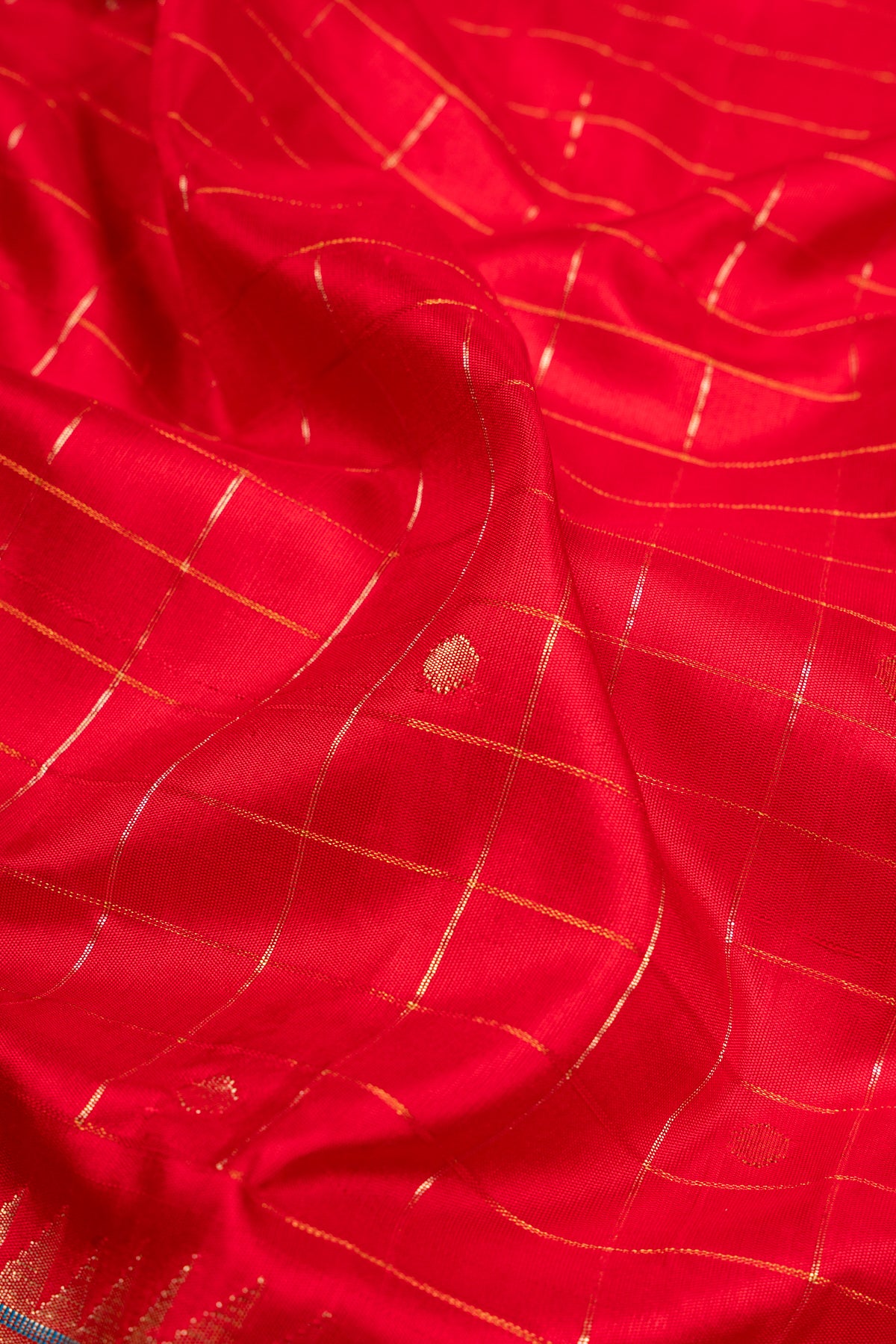 Paithani Silk Checks Red Saree With Morachi Border