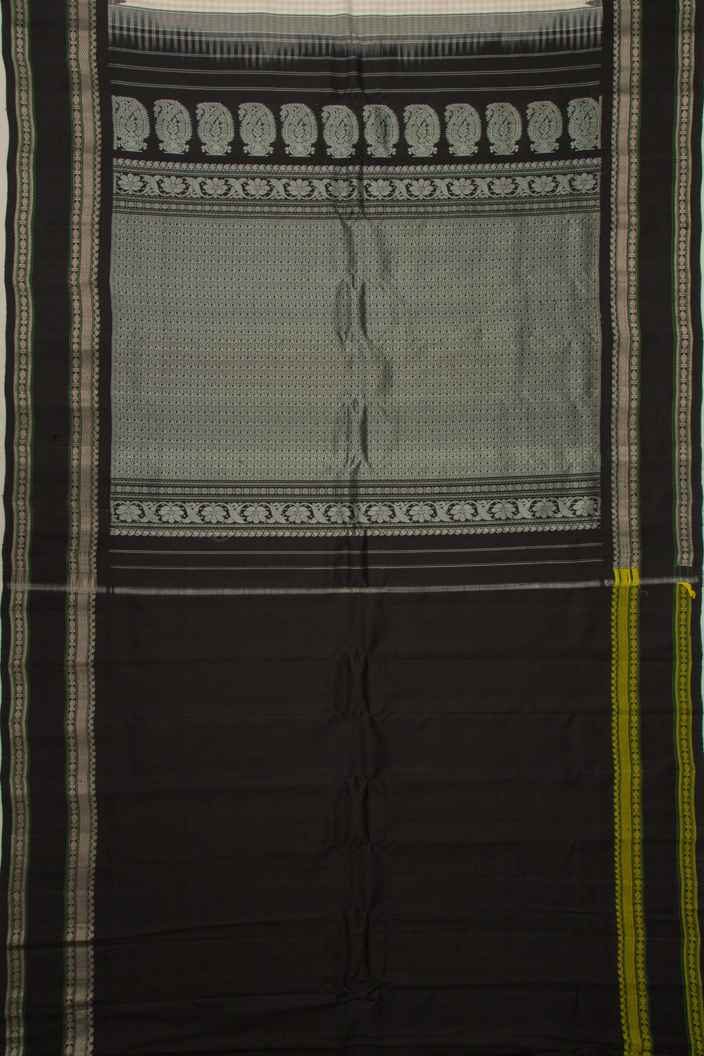 Gadwal Cotton Silk Checks And Butta White And Black Saree
