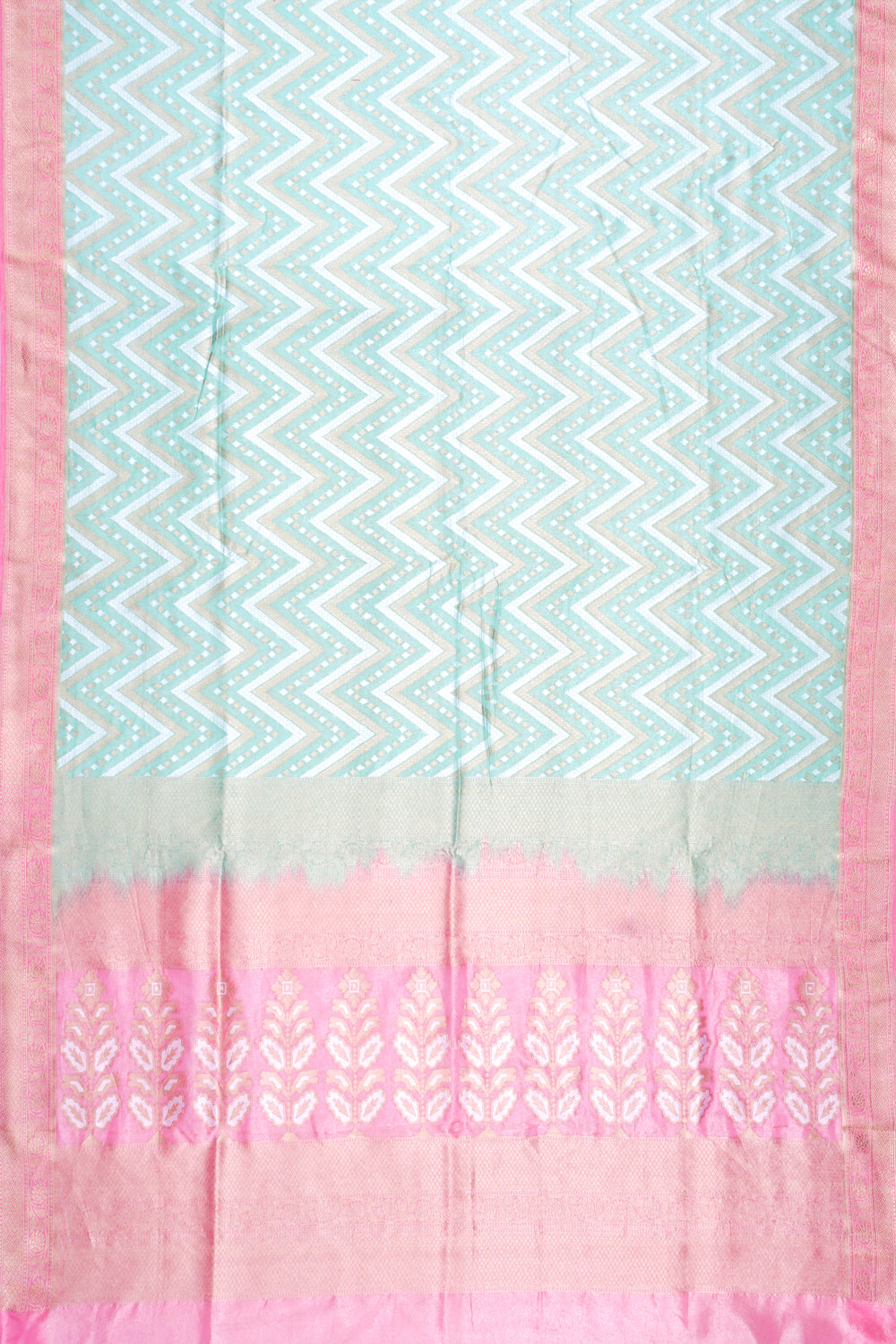 Banarasi Kora Organza Tissue Zig Zag Lines Green Saree