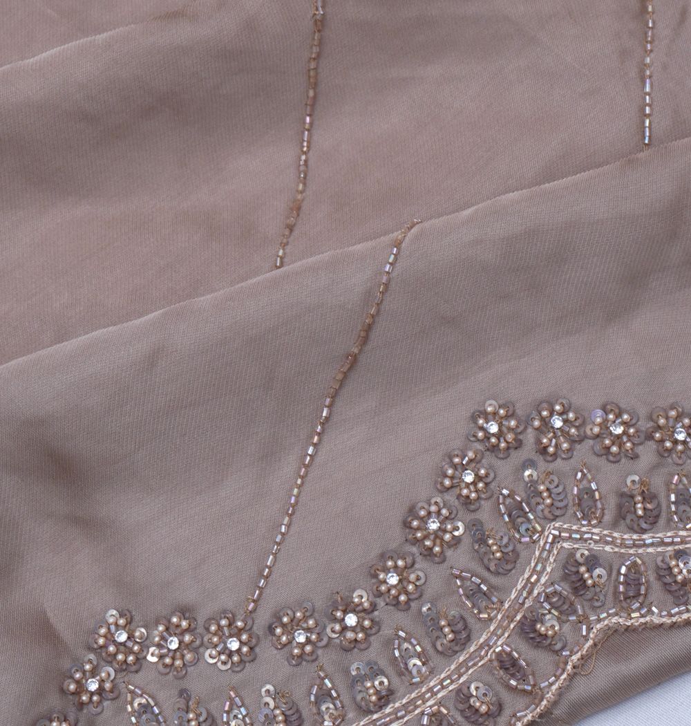 Organza Diagonal Lines Grey Saree With Scallop Border