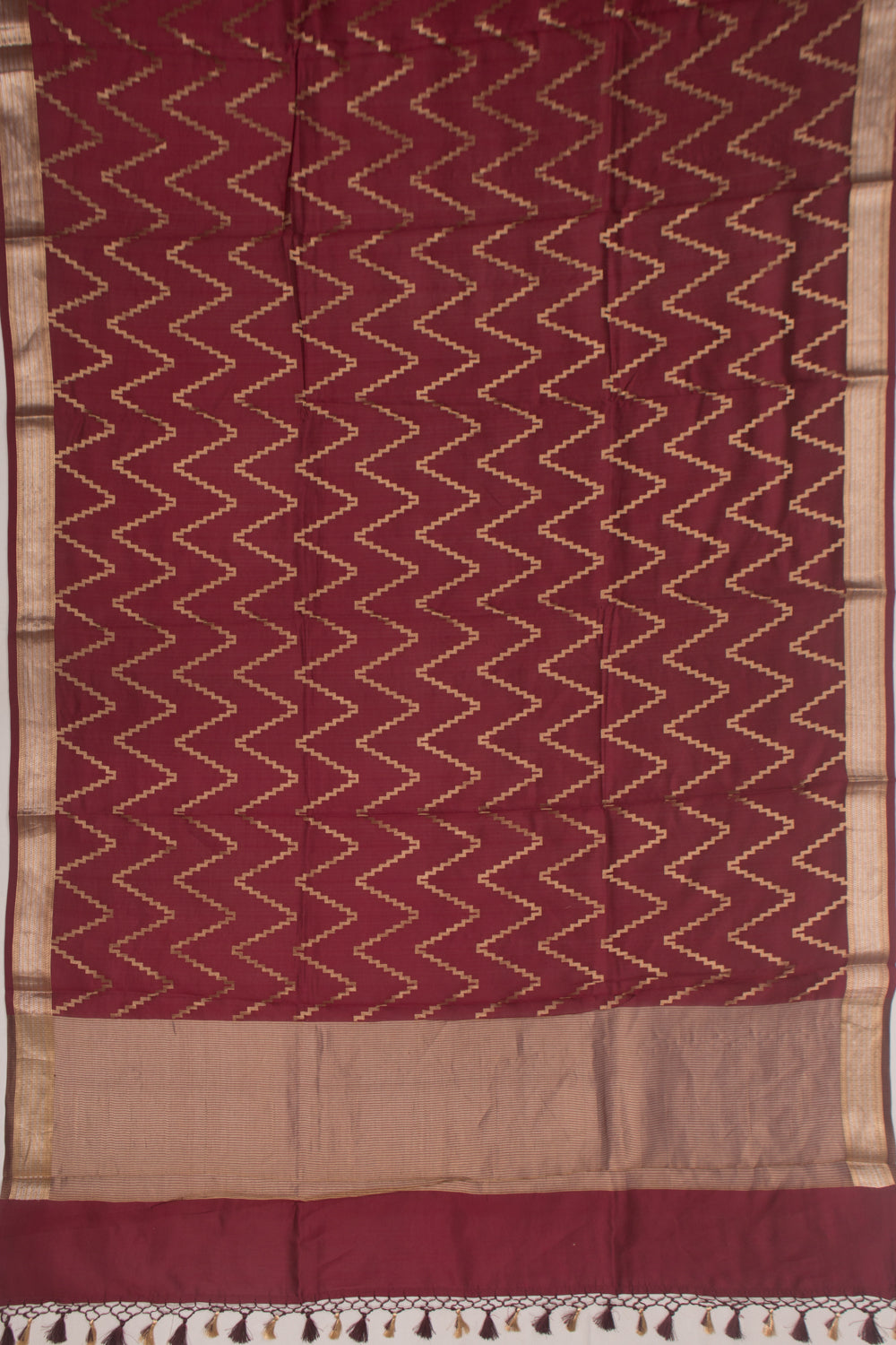 Poona Silk Zig Zag Lines Maroon Saree