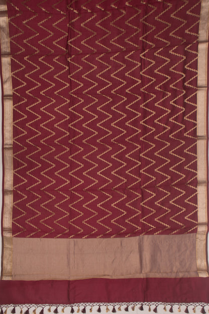 Poona Silk Zig Zag Lines Maroon Saree