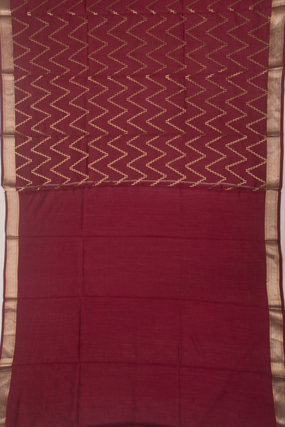 Poona Silk Zig Zag Lines Maroon Saree