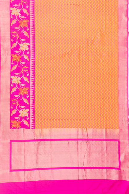 Banarasi Silk Zig Zag Lines Dual Tone Pink And Orange Saree