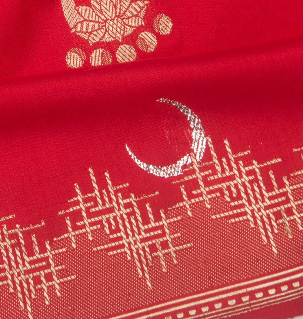 Banarasi Silk Kadwa Butta Red Saree