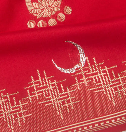 Banarasi Silk Kadwa Butta Red Saree