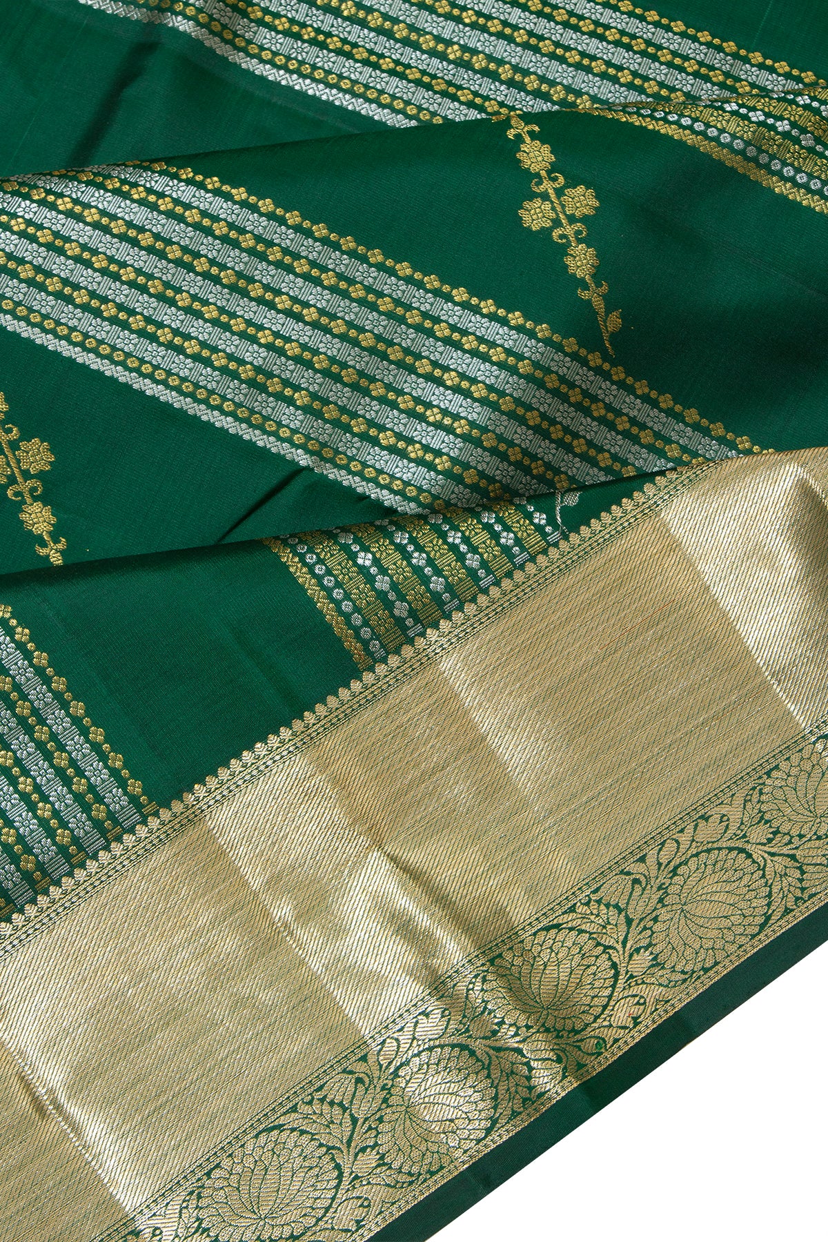 Kanchipuram Silk Vertical Lines And Butta Dark Green Saree 1213848673