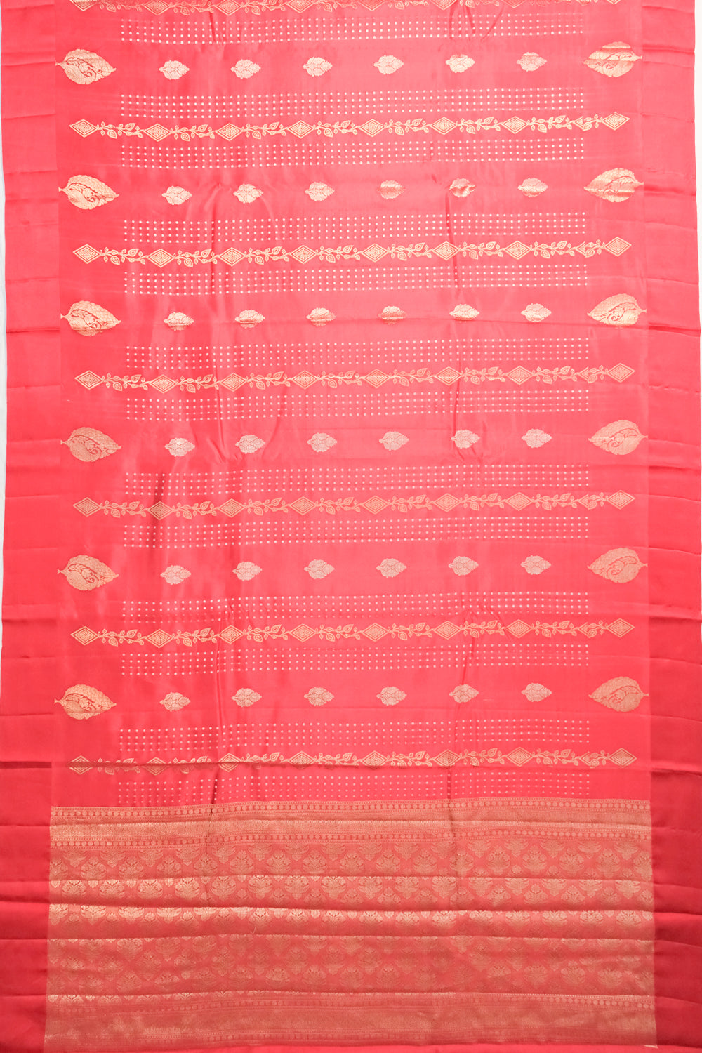 Banarasi Katan Silk Vertical Lines And Butta Red Saree