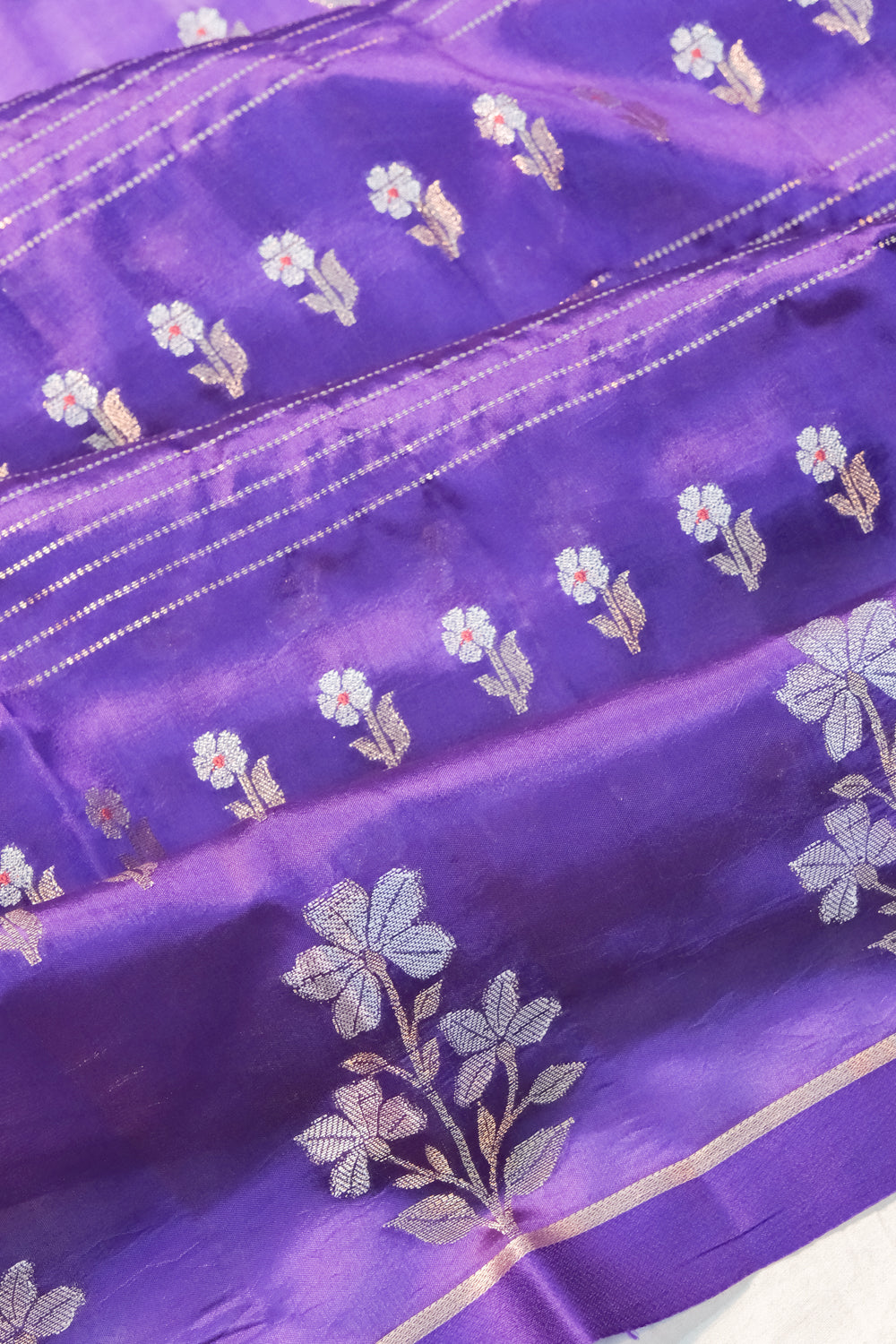 Banarasi Katan Silk Vertical Lines And Butta Violet Saree