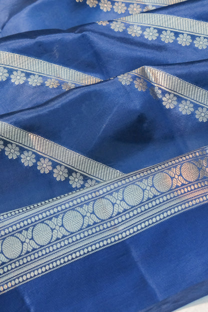 Banarasi Katan Silk Diagonal Lines Blue Saree