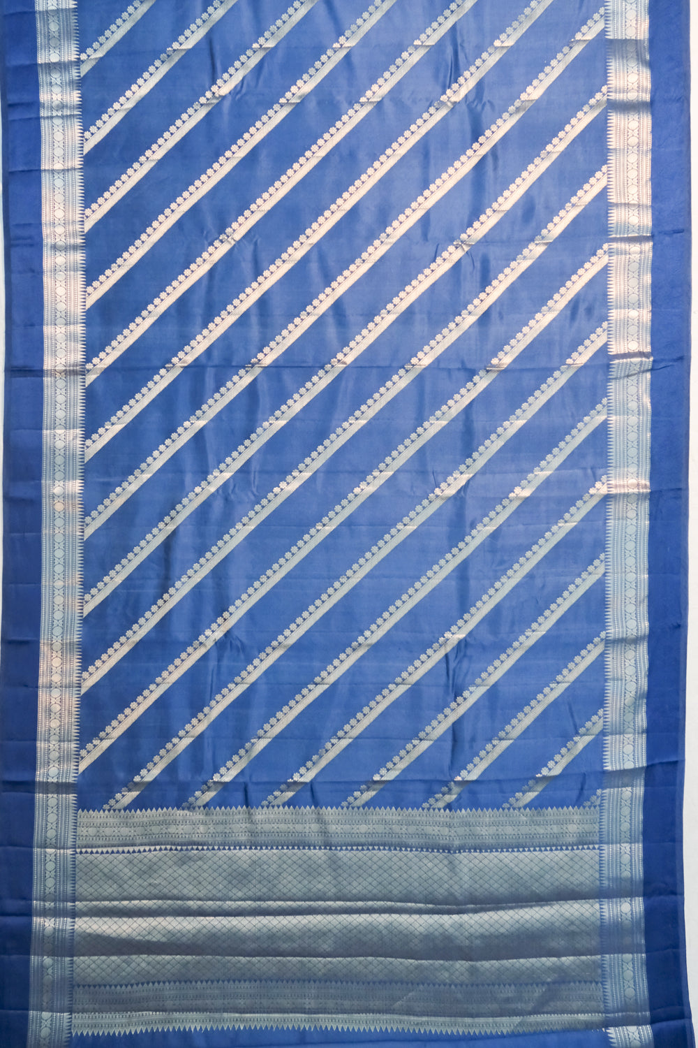 Banarasi Katan Silk Diagonal Lines Blue Saree