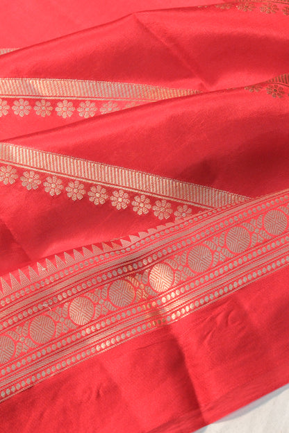 Banarasi Katan Silk Diagonal Lines Red Saree
