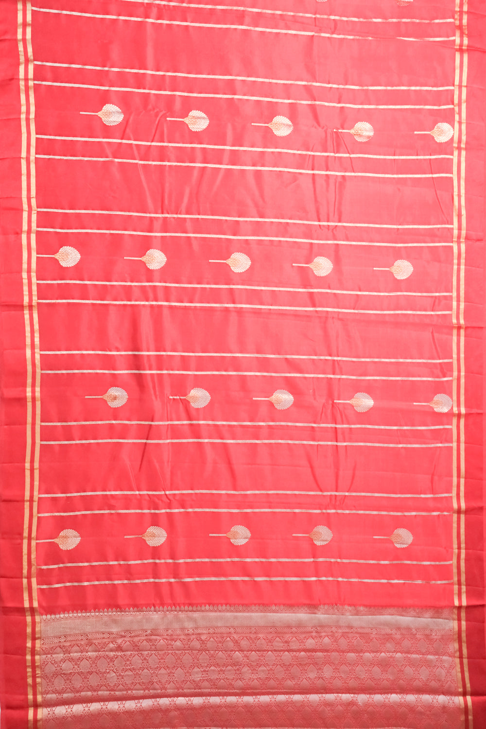 Banarasi Katan Silk Vertical Lines And Butta Red Saree