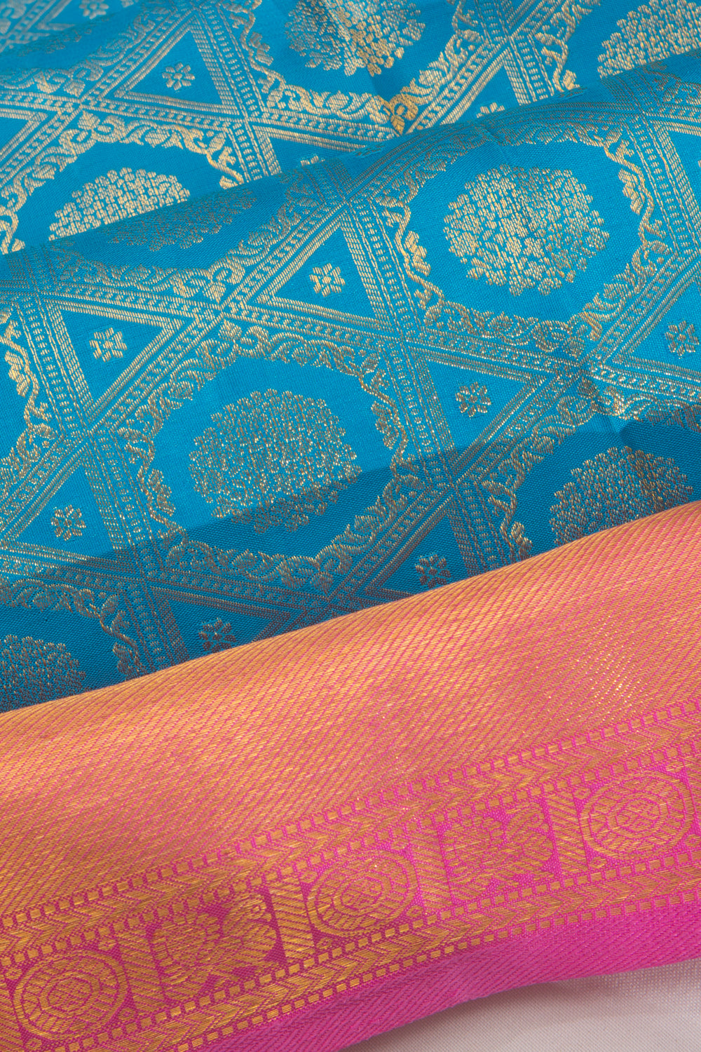 Taranga Kanchi Silk Checks And Butta Sky Blue Saree