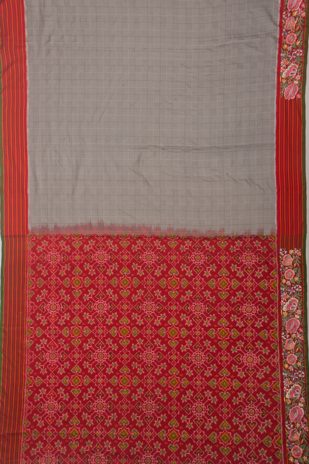 pochampally Silk Checks Grey Saree With Embroidery Boader