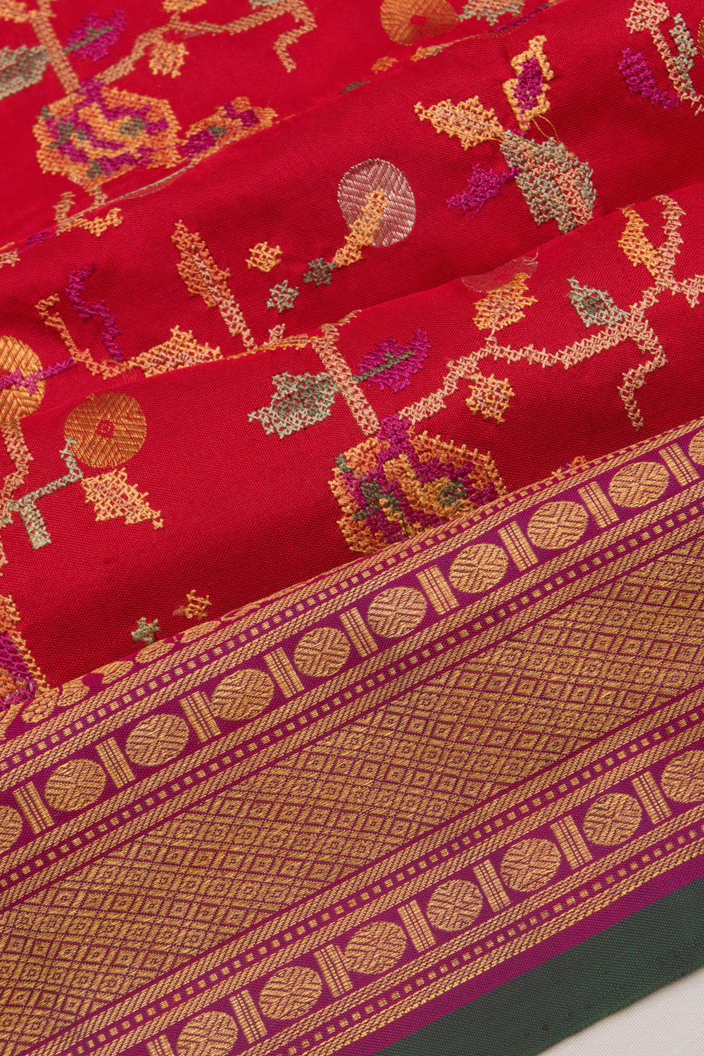 Kanchipuram Silk Embroidery Red Saree