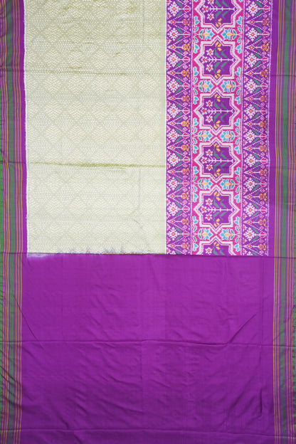 Pochampally Silk Ikat Pastel Green Saree