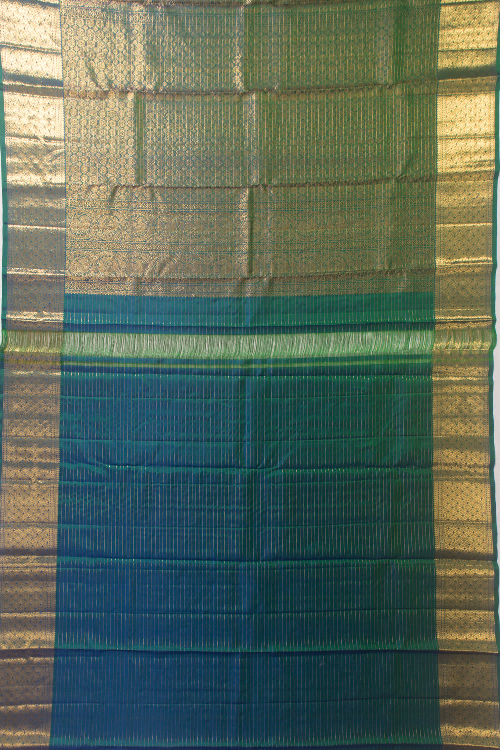 Kanchipuram Silk Checks Dual Tone Green And Blue Saree