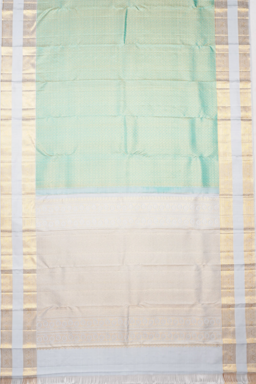 Kanchipuram Silk Criss Cross Checks Sea Green Saree