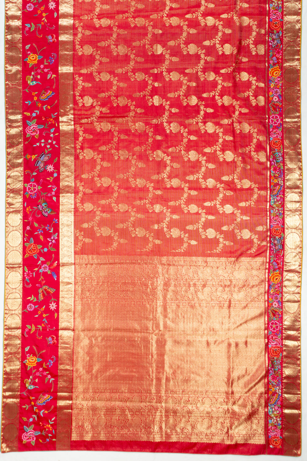 Petit Point Kanchipuram Silk Jaal And Oosi Lines Redish Pink Saree