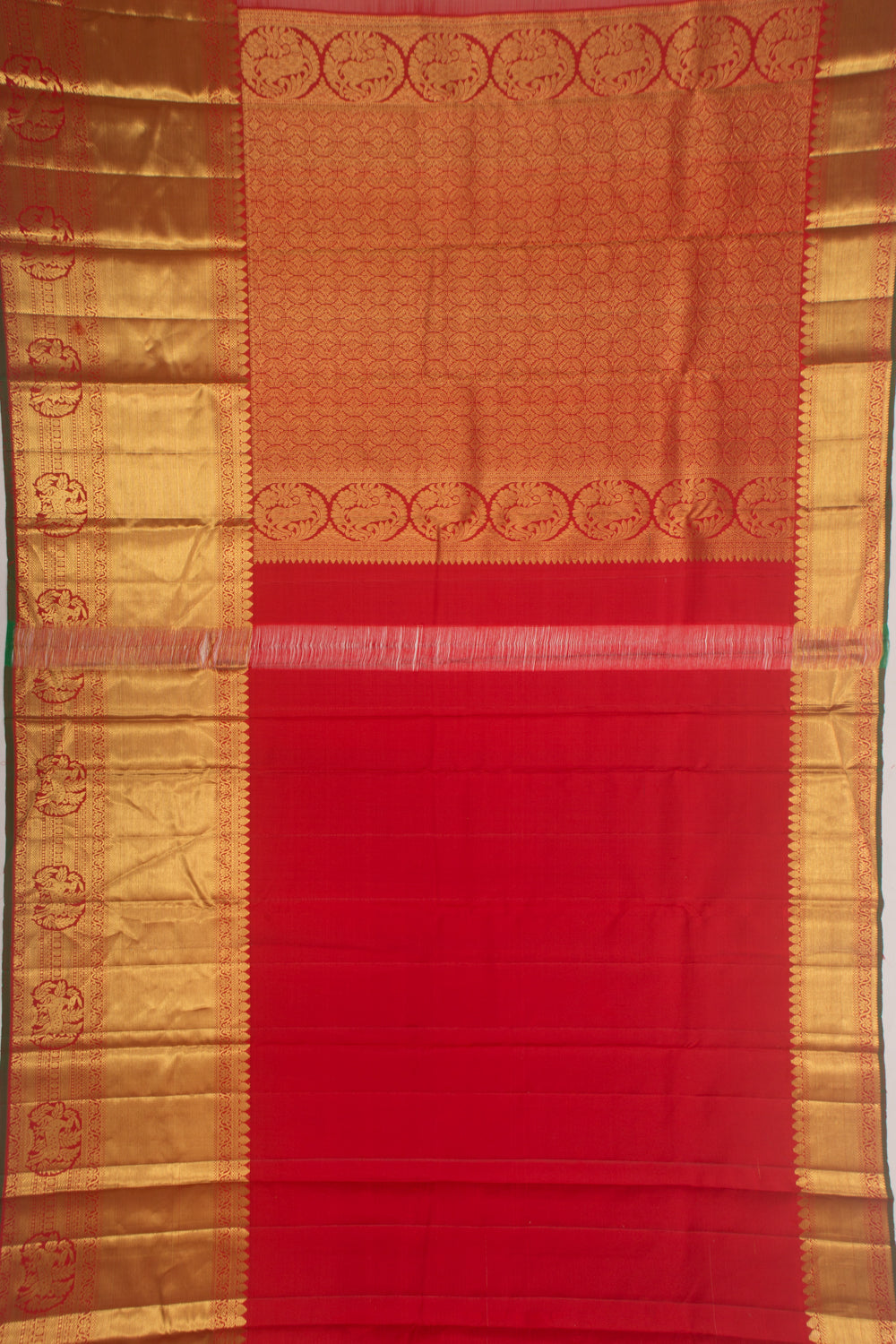 Kanchipuram Silk Vertical Lines and Butta Cream Saree