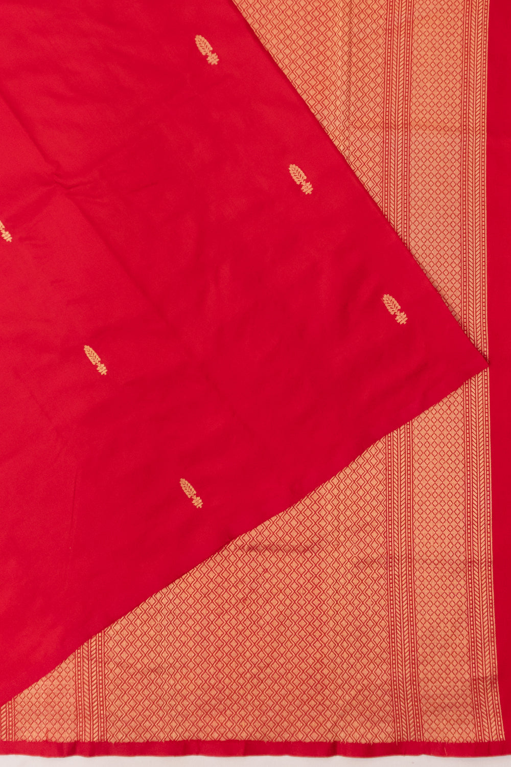 Banarasi Katan Silk Butta Red Saree