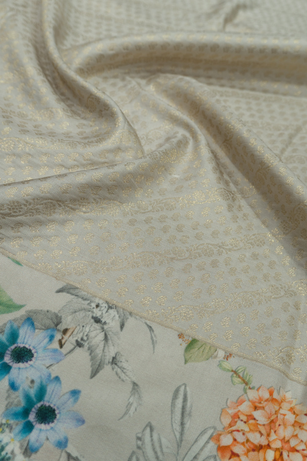 Kanchipuram Silk Brocade White Saree With Printed Border