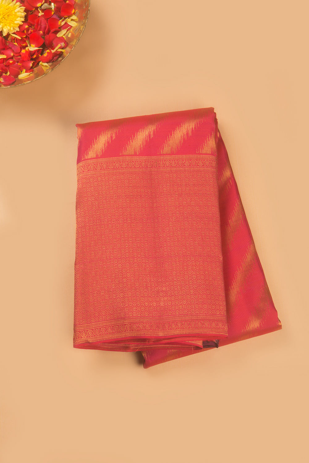 Kanchipuram Silk Diagonal Lines Dual Tone Pink And Orange Sa