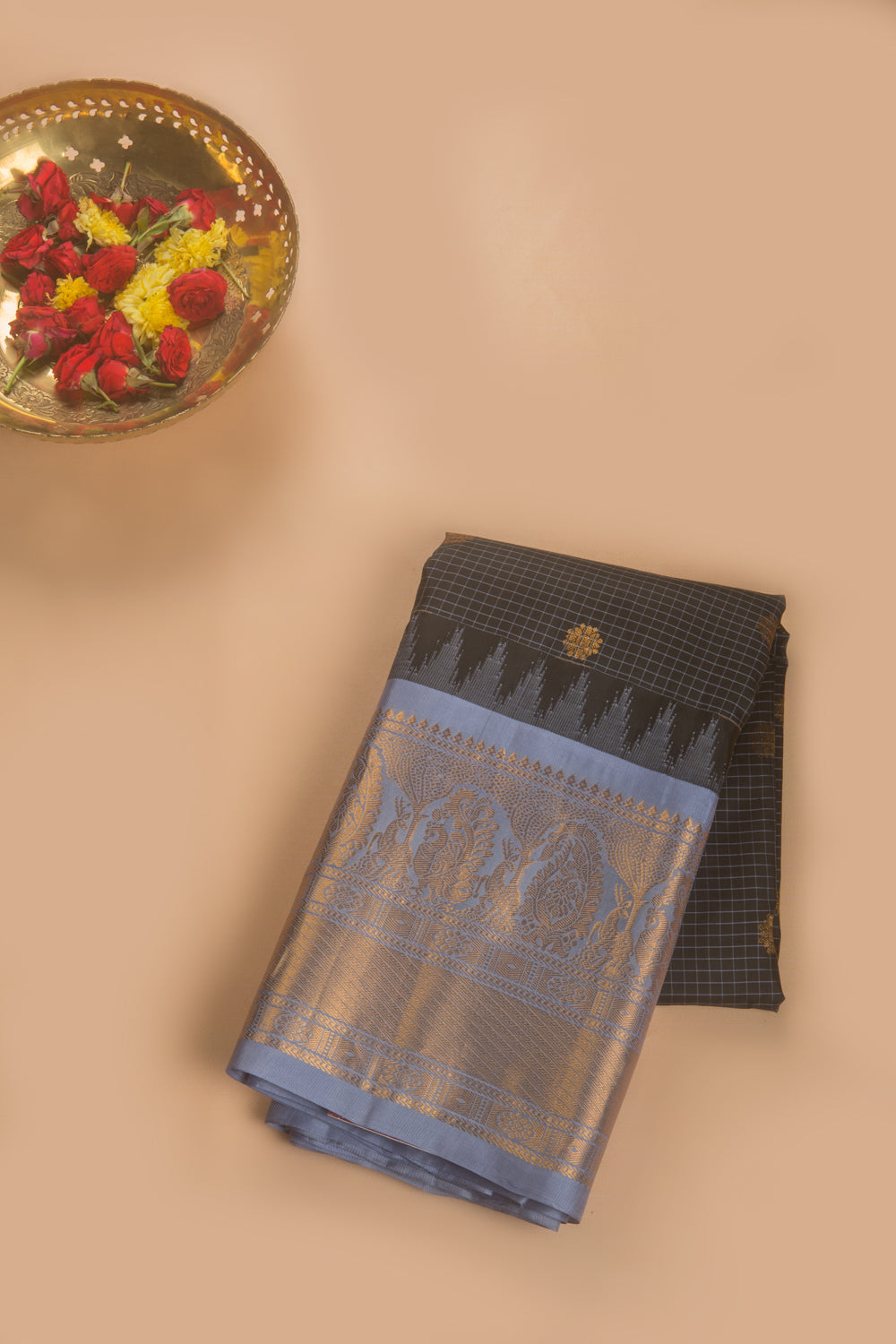 Taranga Gadwal Silk Checks And Butta Black Saree