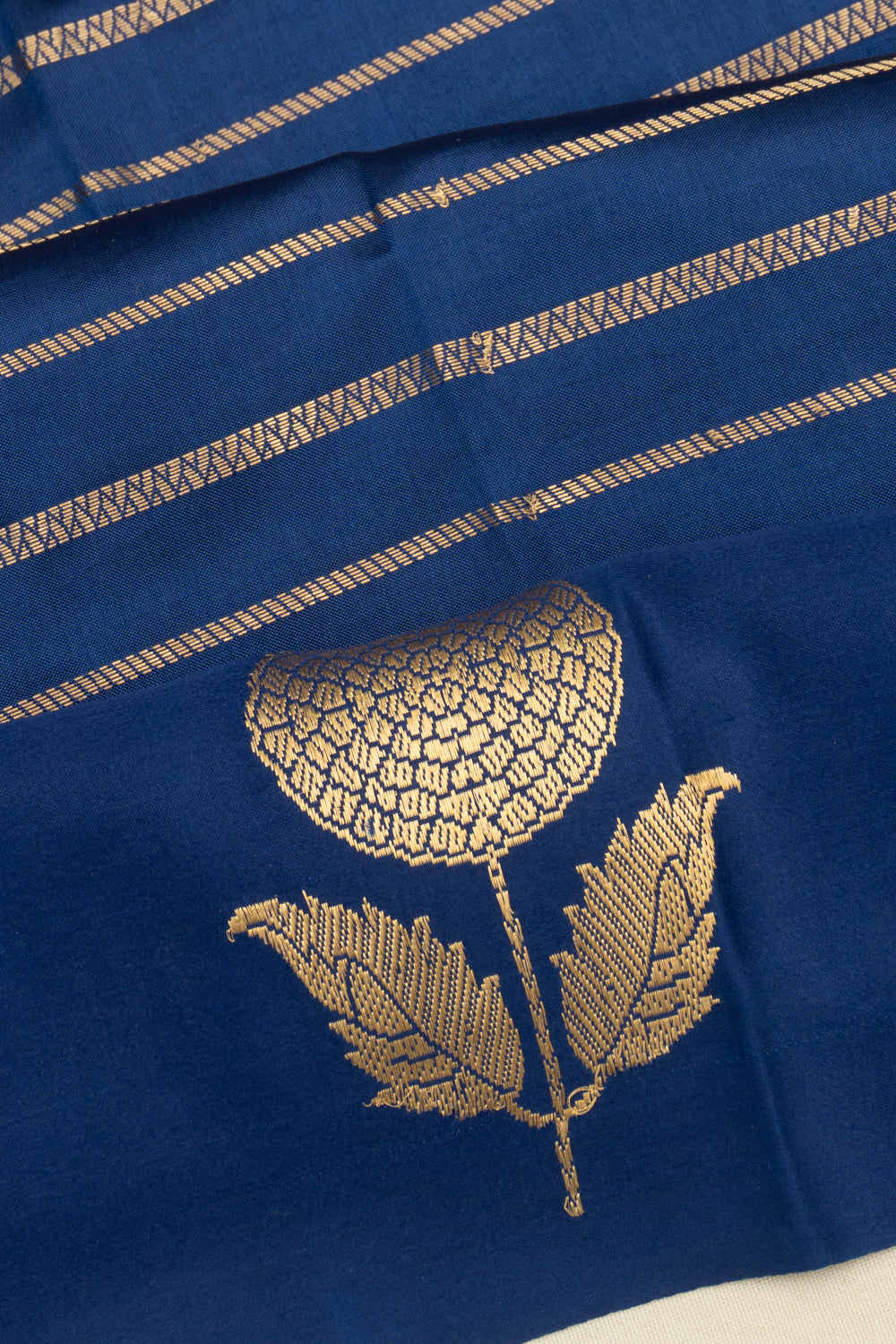 Banarasi Katan Silk Horizontal Lines Blue Saree