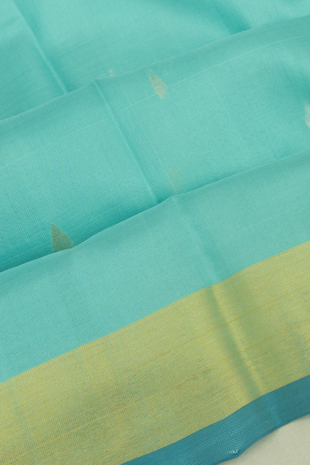 Uppada Silk Butta Sea Blue Saree With Jamdani Pallu
