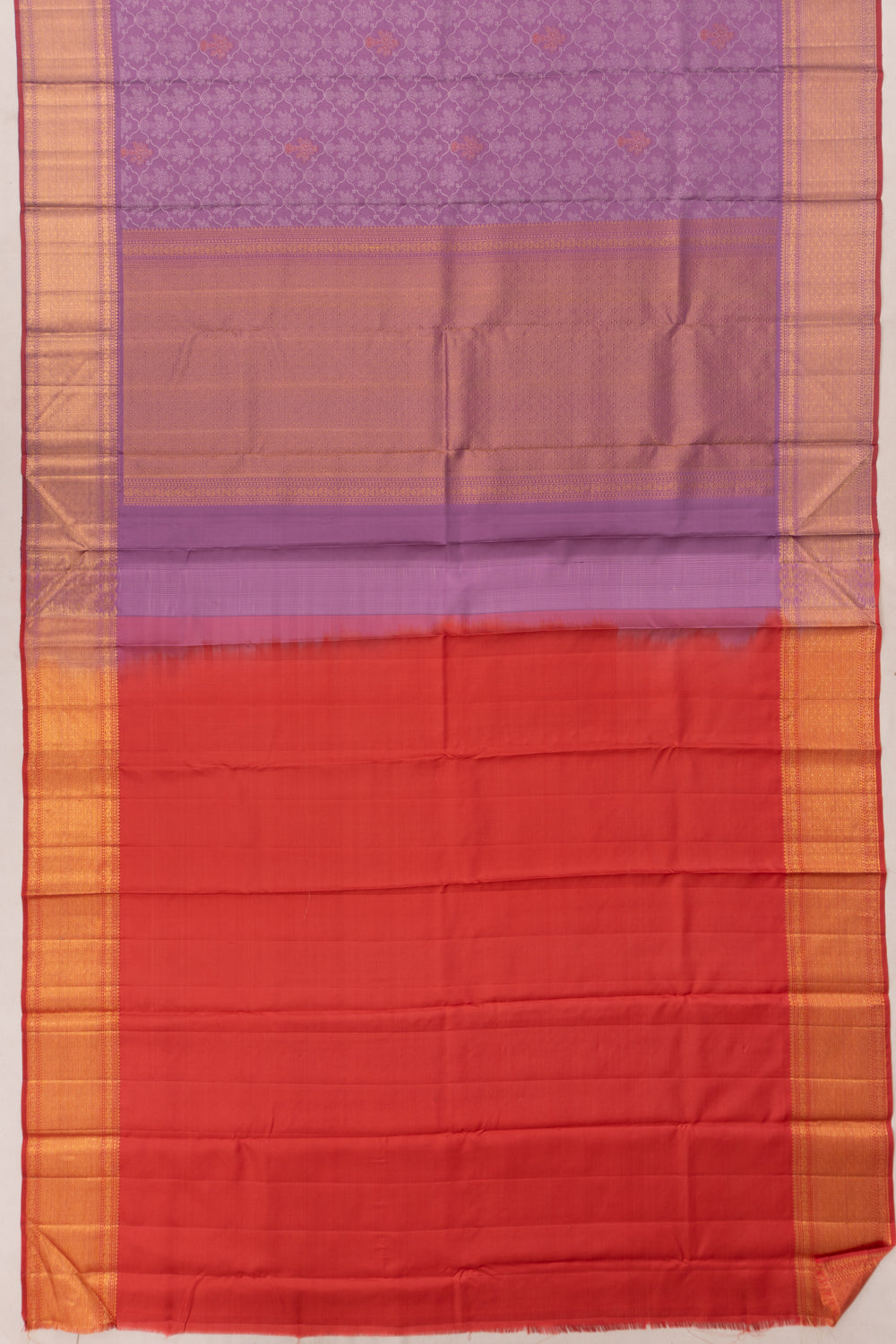 Taranga Kanchi Silk Jaal And Butta Lavender Saree