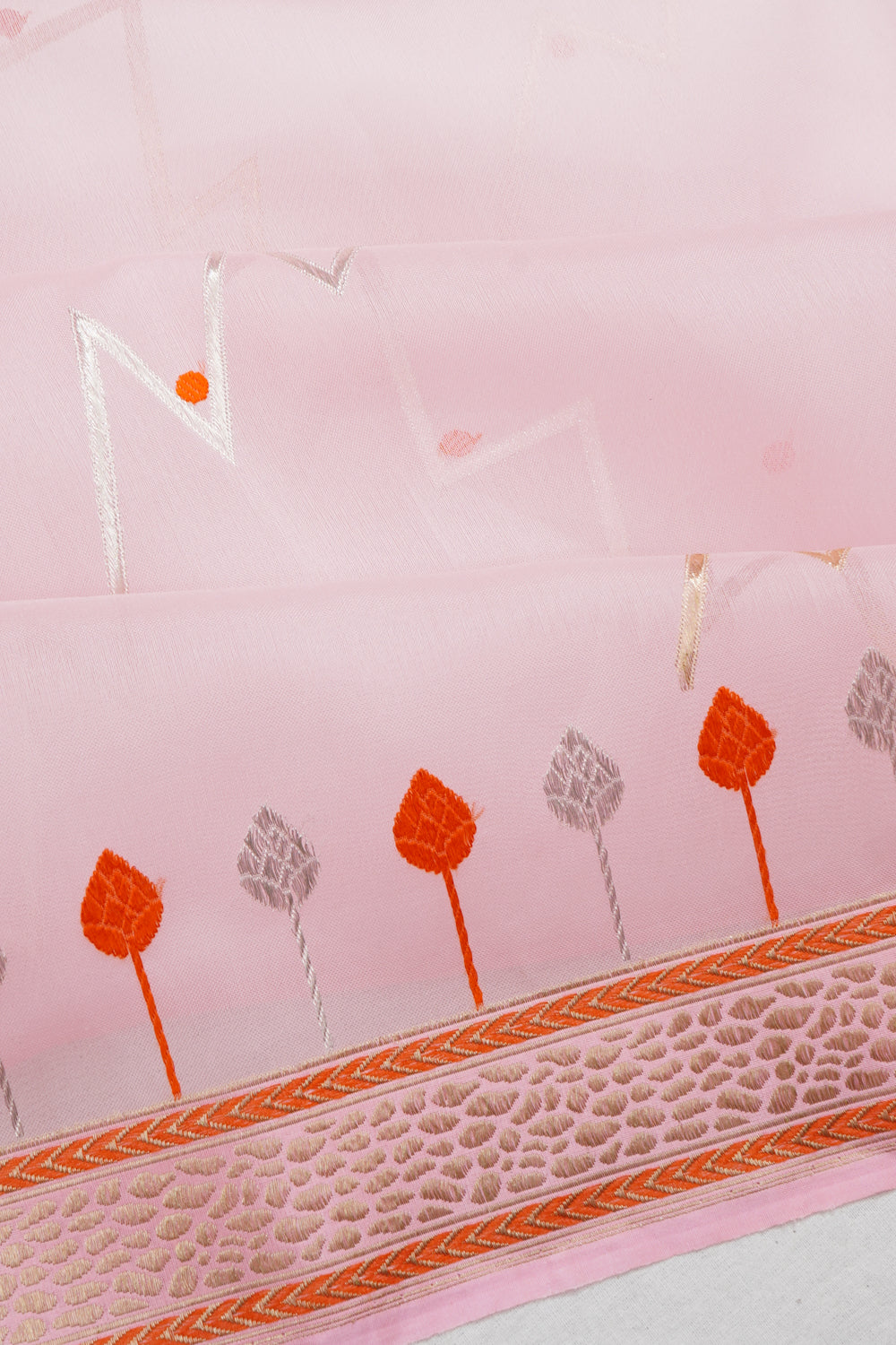 Banarasi Kora Organza Zig Zag Lines Baby Pink Saree
