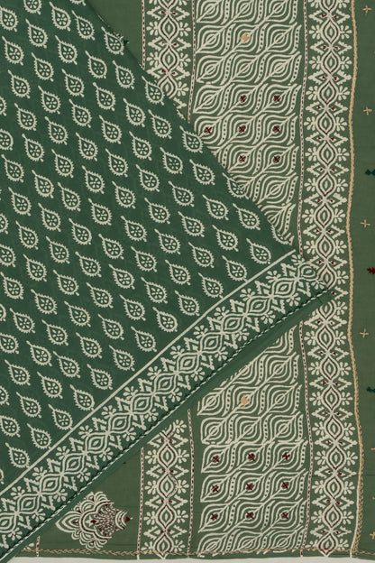 Chanderi Cotton Batik Floral Printed Green Saree With Kantha