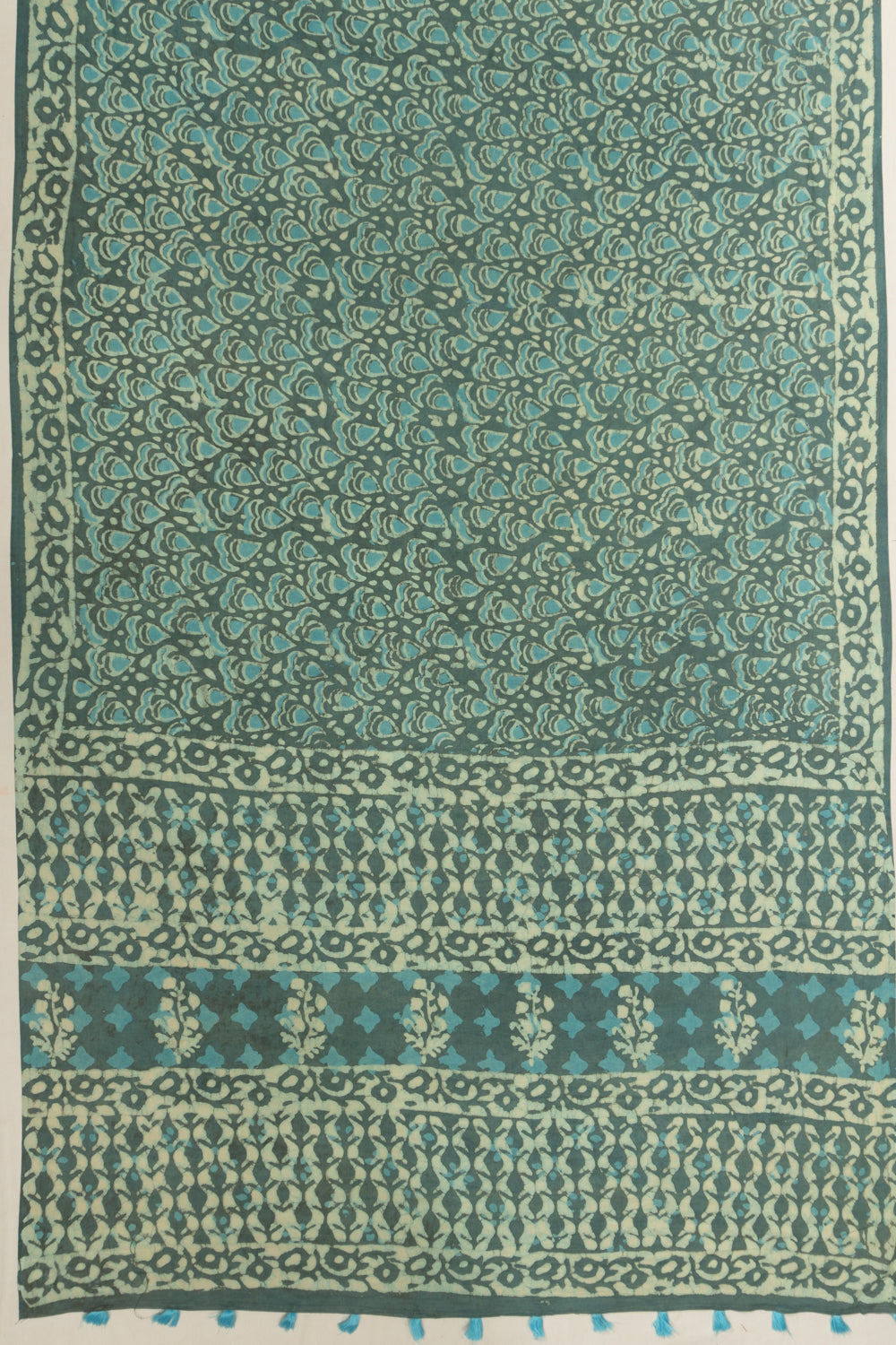 Mul Cotton Batik Printed Green Saree