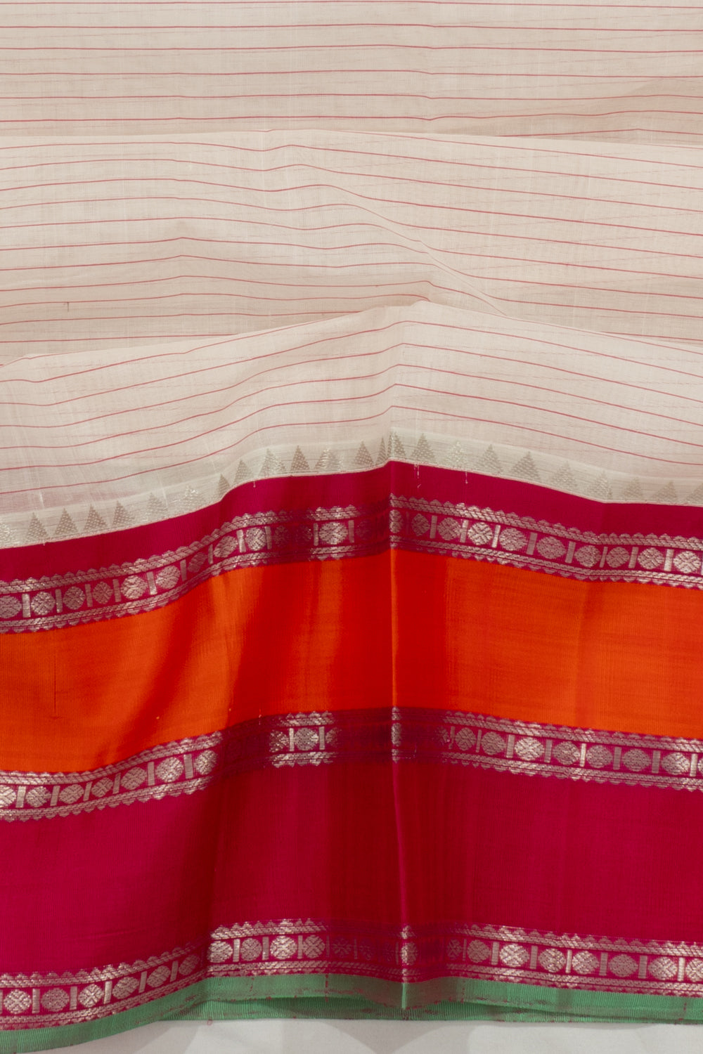 Chettinad Cotton Horizontal Lines White Saree