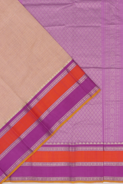 Gadwal Cotton And Silk Horizontal Lines Cream Saree