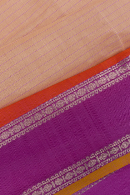 Gadwal Cotton And Silk Horizontal Lines Cream Saree
