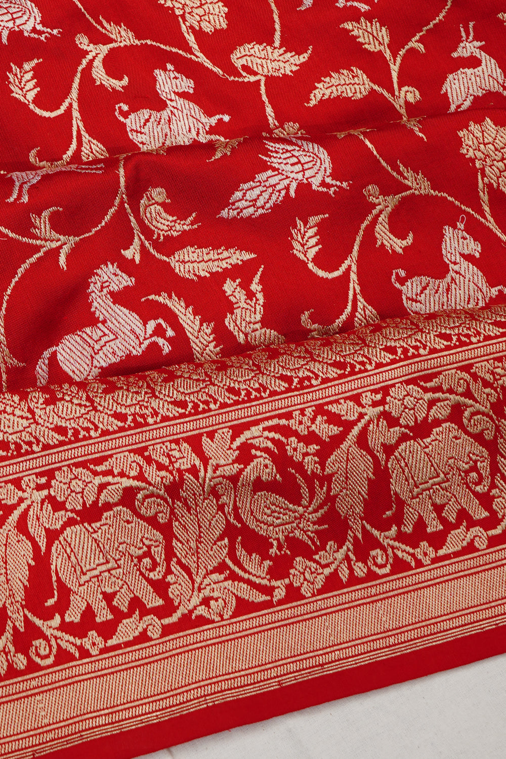 Banarasi Silk Shikargah Jaal Red Saree 1214506288