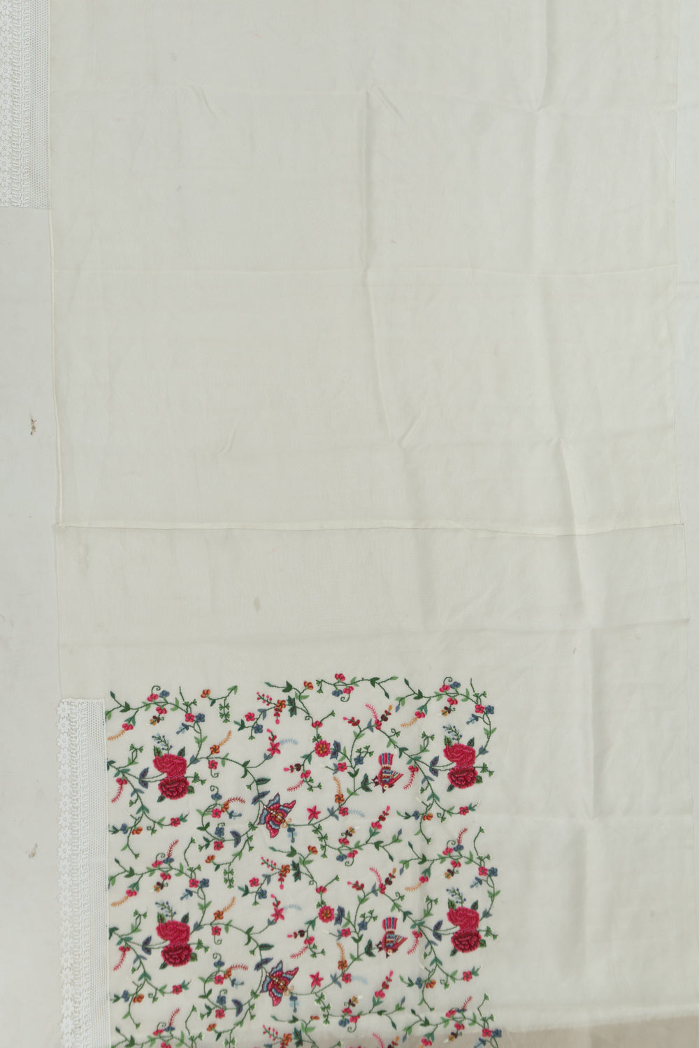 Banarasi Organza Embroidery White Saree With Cut Work Border With Gift Box And Rakhi