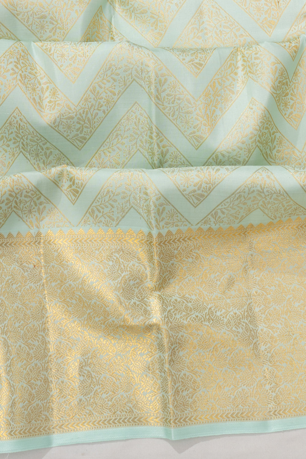 Kanchipuram Silk Zig Zag Lines Pastel Blue Saree