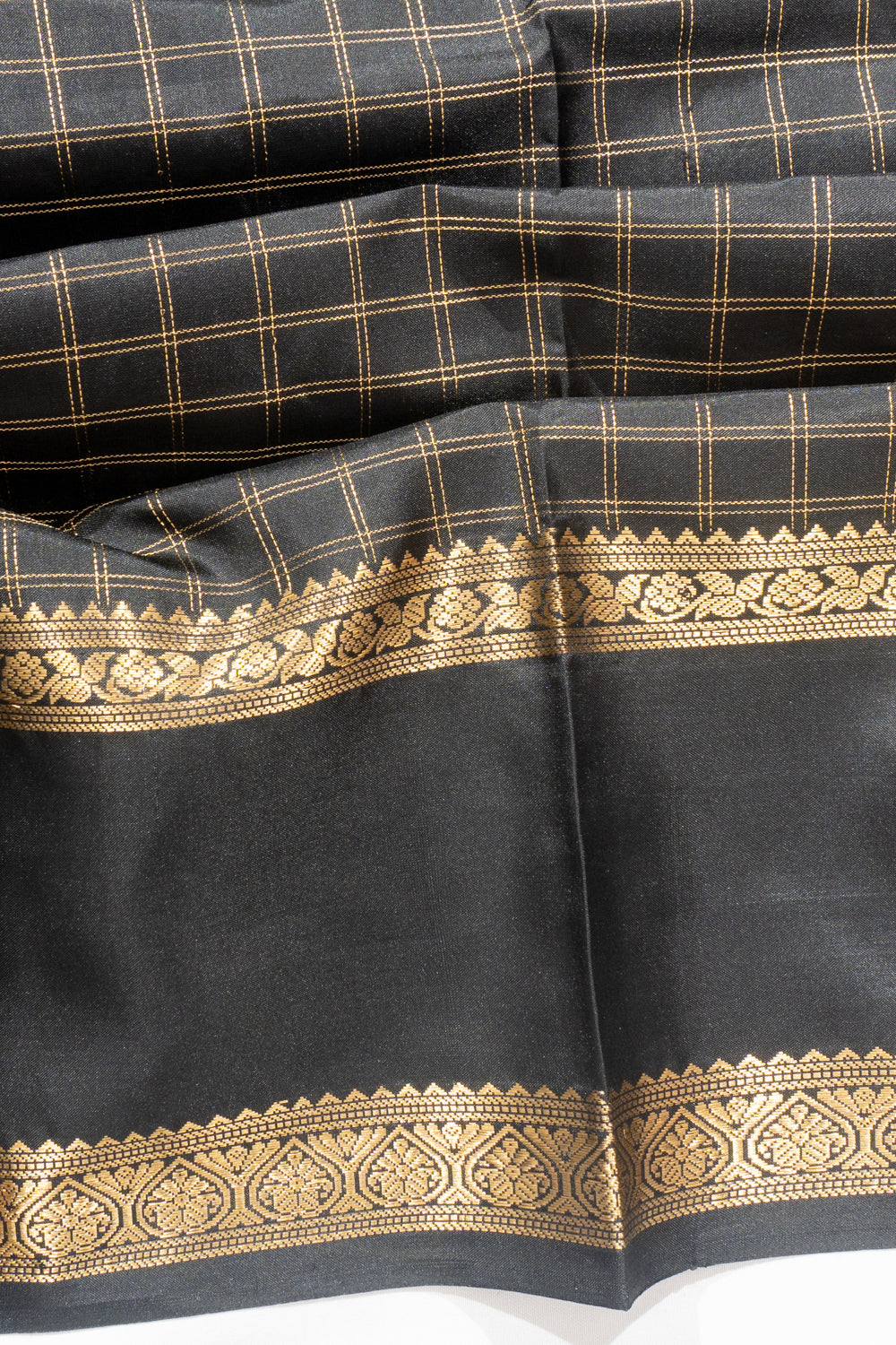 Kanchipuram Silk Checks Black Saree