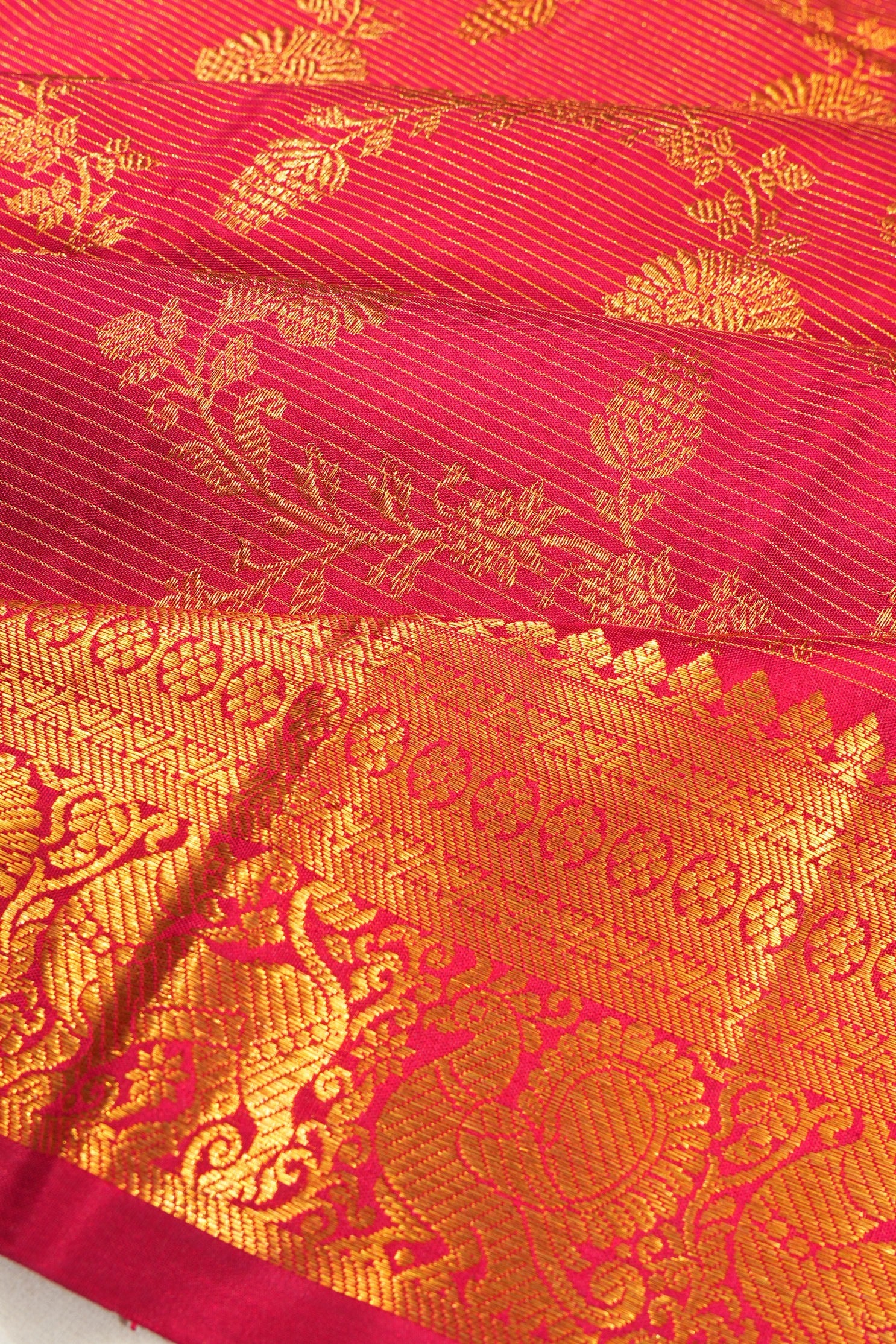 Kanchipuram Silk Oosi Lines And Jaal Pink Saree