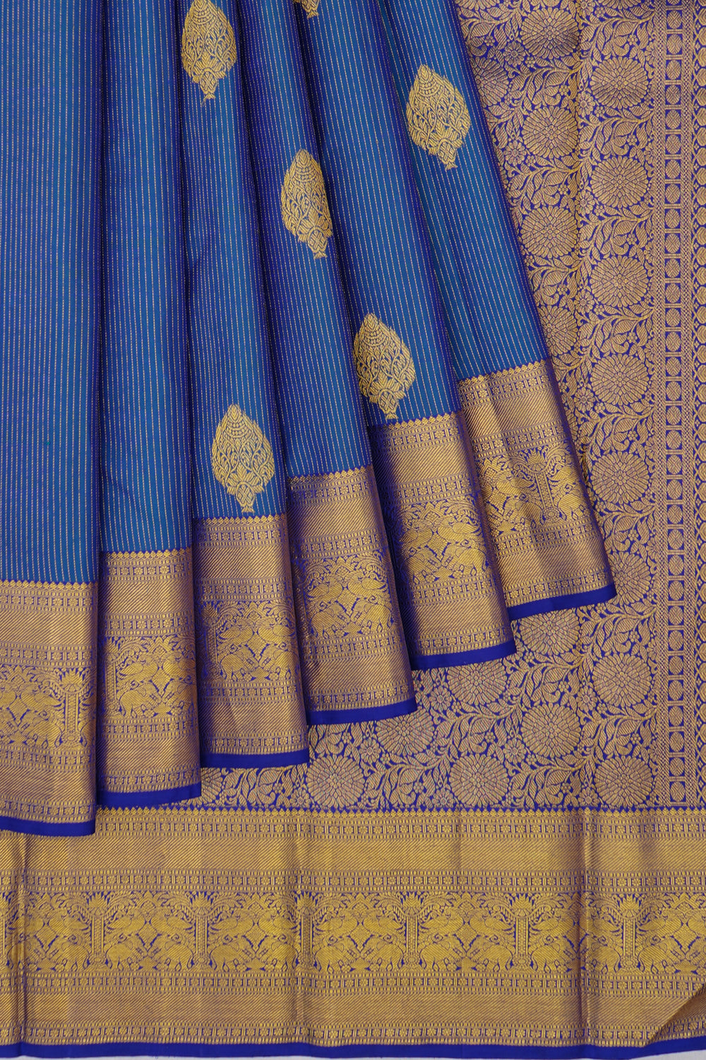 Kanchipuram Silk Vertical Lines And Butta Blue Saree