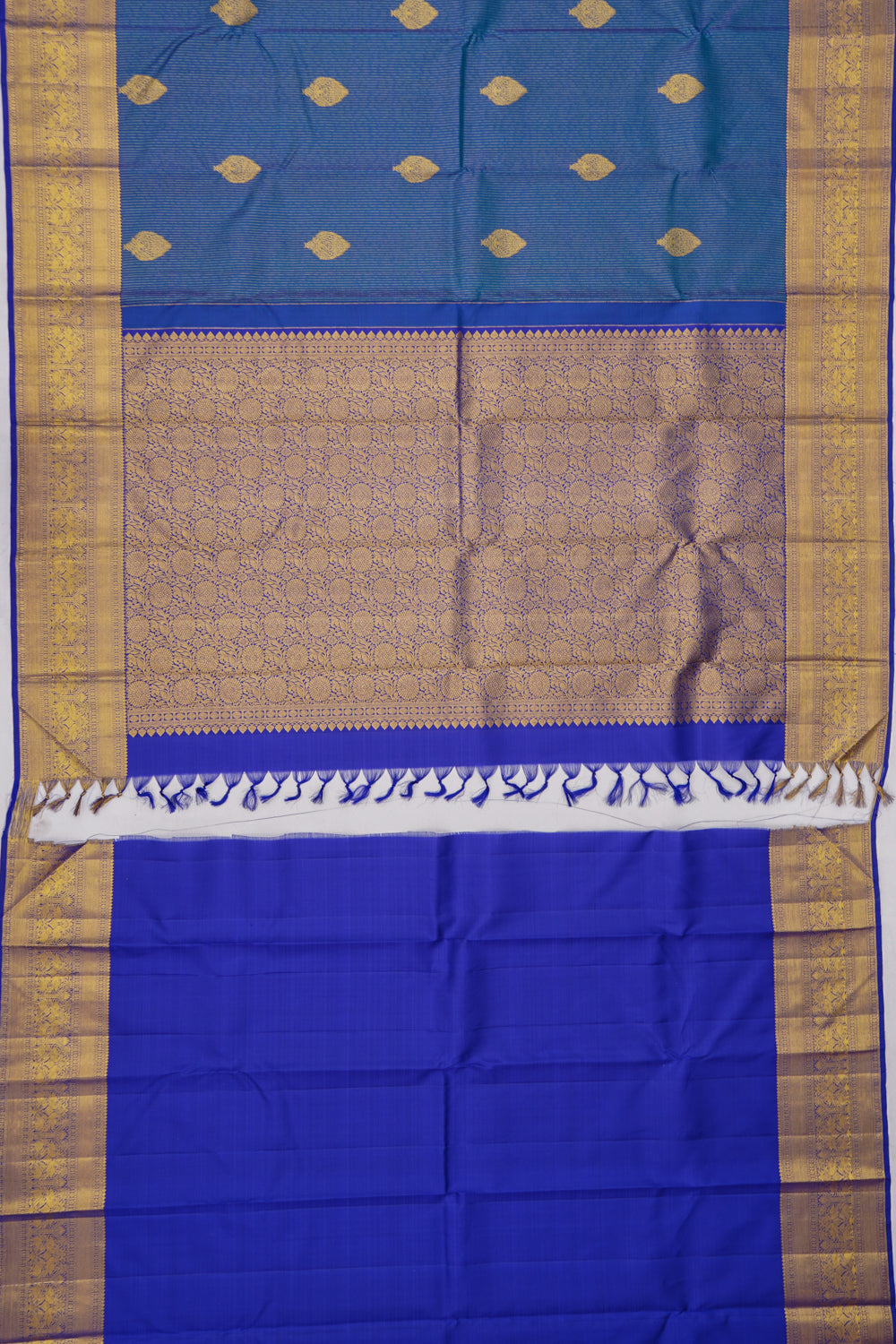 Kanchipuram Silk Vertical Lines And Butta Blue Saree