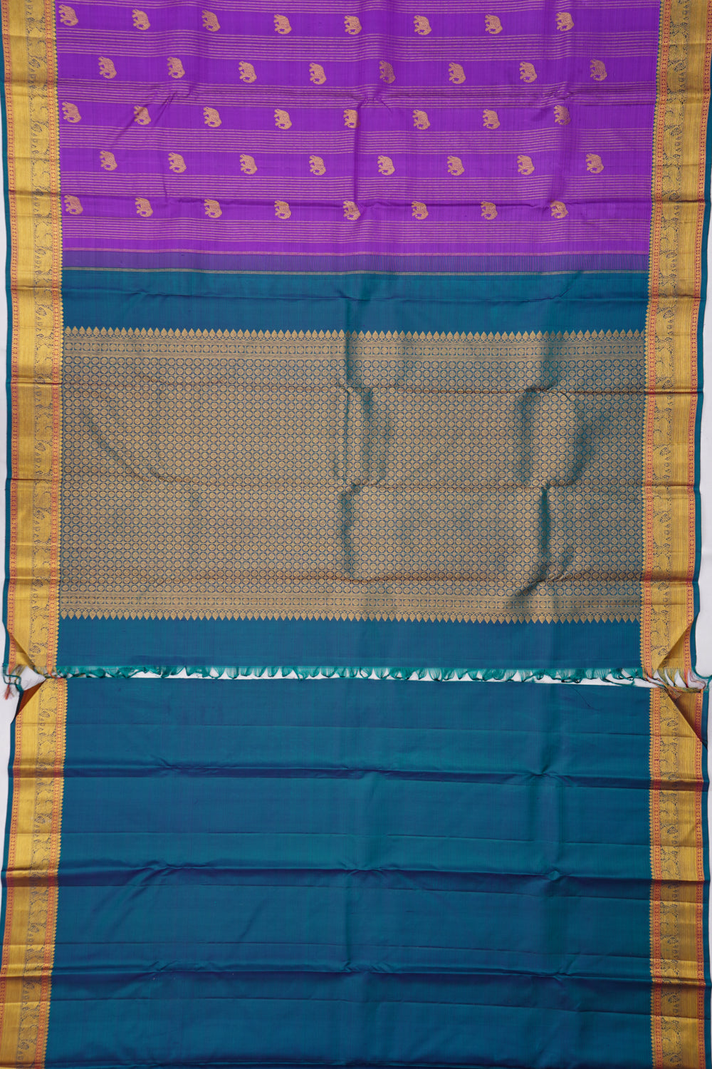 Kanchipuram Silk Lines And Yaani Butta Purple Saree