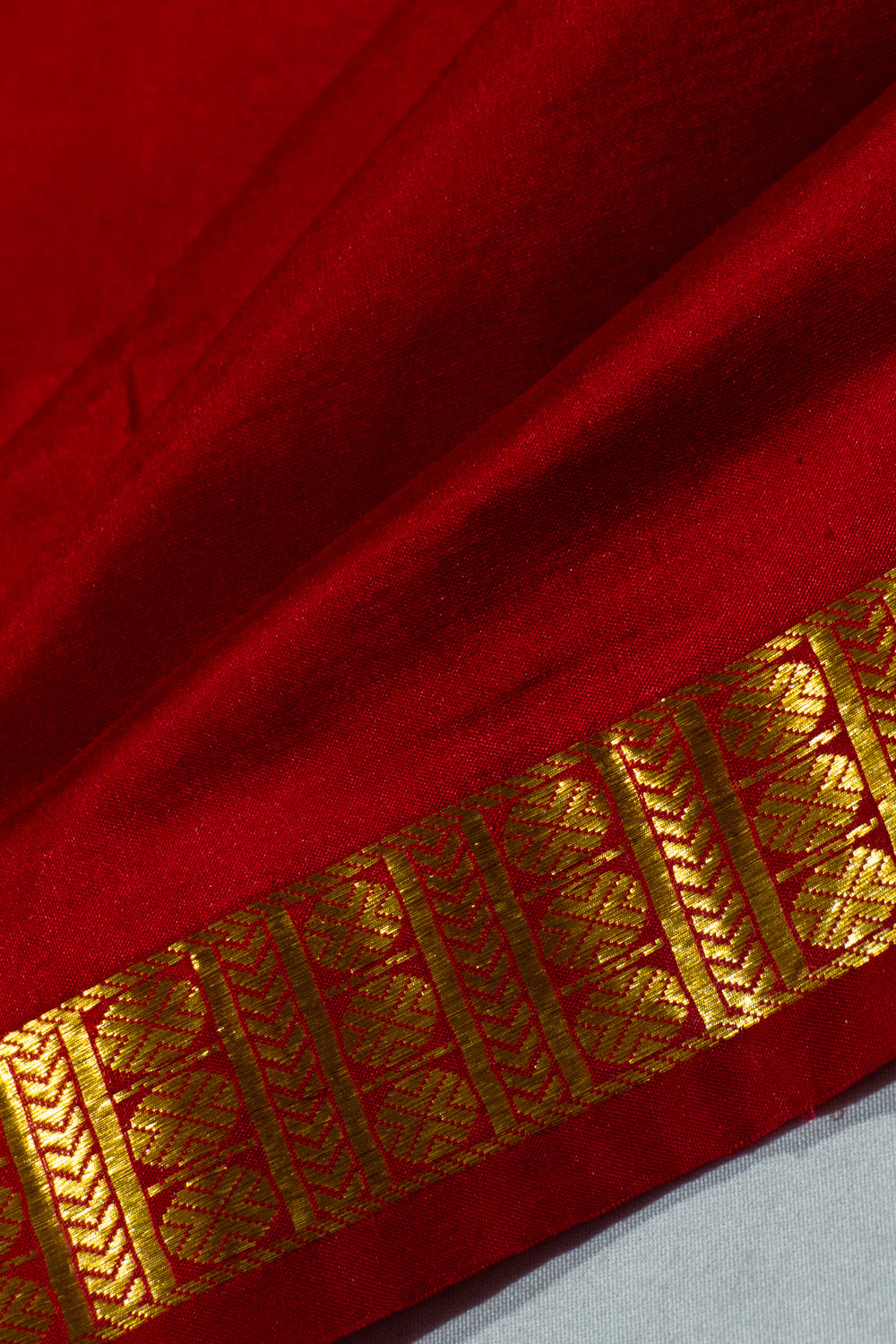 Kanchipuram Silk Plain Maroon Dhoti With Kanduva